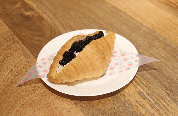 大洗産ブルーベリーのクロワッサンサンド