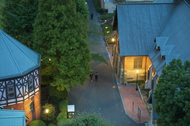 明治学院大学が生涯学習講座 「2021年度明治学院プラチナカレッジ」をオンラインで開講