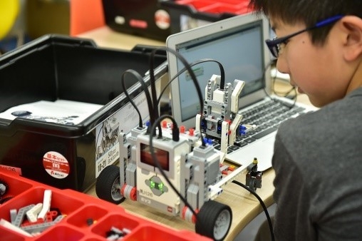 <プログラボの授業の様子>