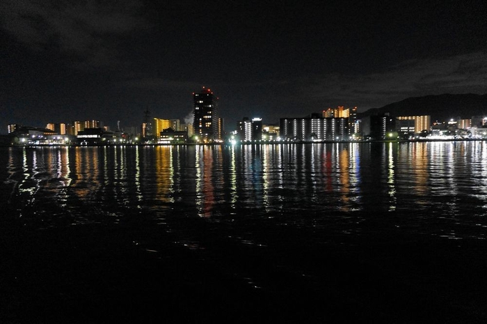 デッキから見える美しい夜景