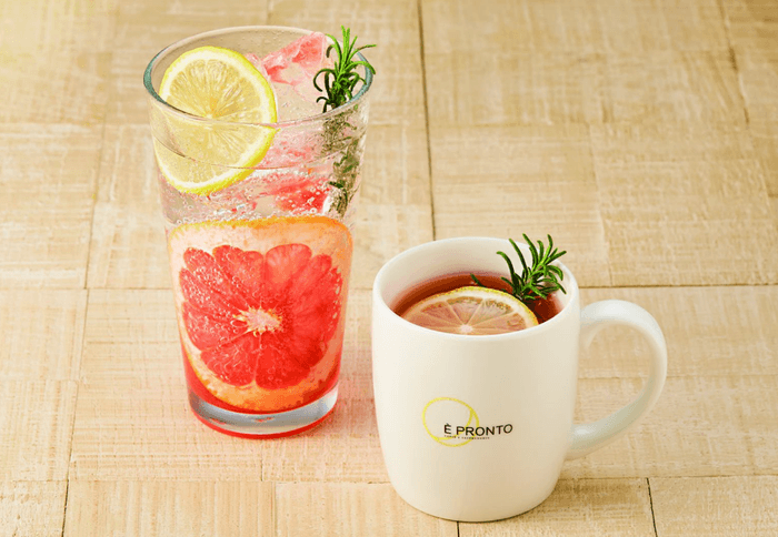 ルビーレモネード(ホット・アイス)Mサイズ550円、Lサイズ605円