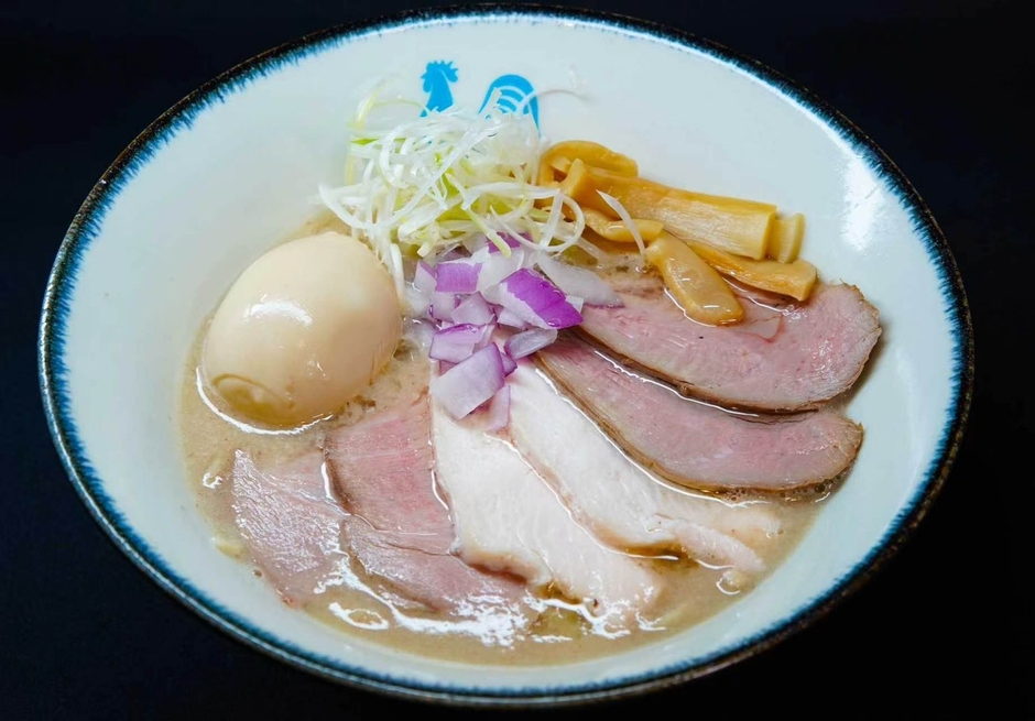 ポルチーニ香る特製鶏白湯塩らーめん
