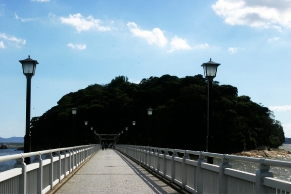 竹島(八百富神社)