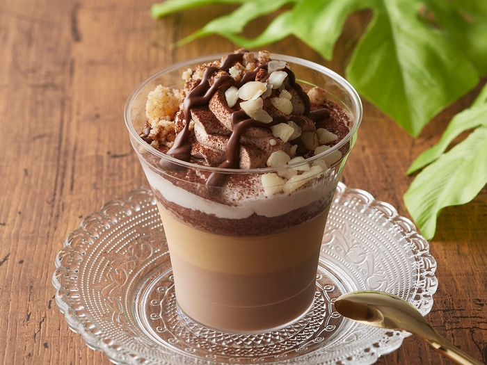 マカデミアナッツチョコパフェ画像(画像はイメージです。)