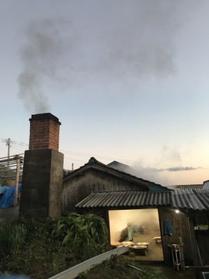 沖ケ浜田黒砂糖小屋2