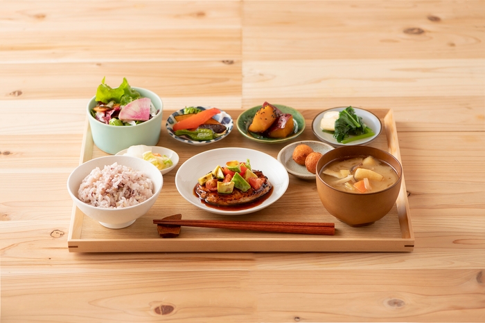 自家製ふわふわ神戸豆腐ハンバーグ 税込1,529円