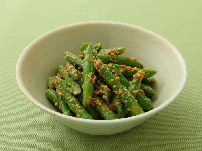 ぽん酢を活用(食塩相当量0.4g/人) ※比較対象メニューに対し約33%の減塩 「いんげんのごま和え(味ぽん(R))」