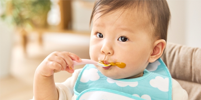 自分で上手に食べられる