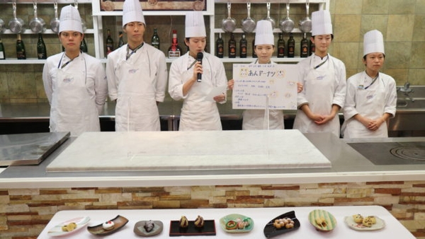 プレゼンテーションで自分達の想いを伝えます