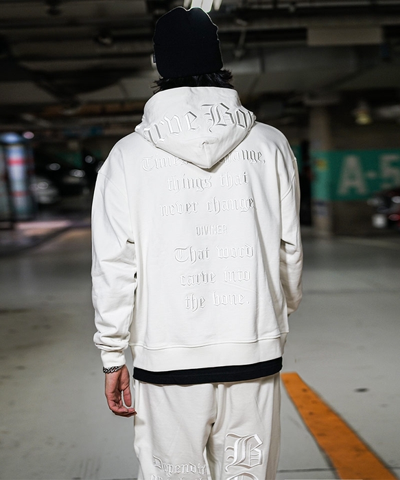 【BlackLetter】Rear Embroidery Cross Hoodie(オフホワイト)