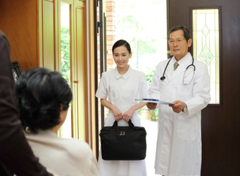 大阪市内全域の65歳以上対象「ICT導入在宅医療」サービス開始！ ～医師・看護師が訪問診療、薬剤師がお薬配達・服薬指導～