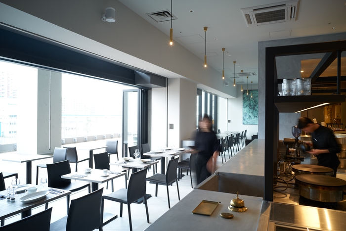 2343 DEPARTMENT_店内写真2