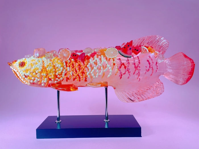 展示作品「AROWANA」