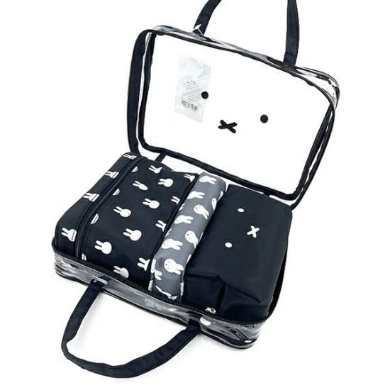 ミッフィーの旅行に便利なポーチ