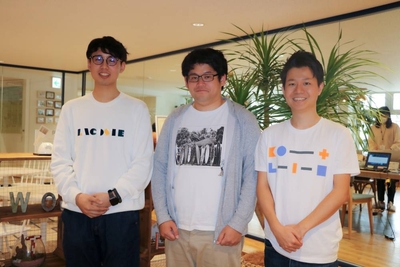 左から翁 華宏氏、上田 拓也氏、長澤 太郎氏(写真提供:株式会社サーキュレーション)