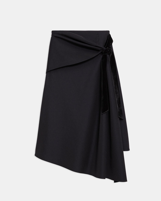 スカート　39,600円(税込)