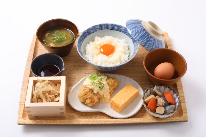 究極の卵かけご飯定食(チキン南蛮)