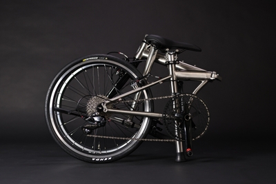 HARRY QUINN TITAN8_Folding1
