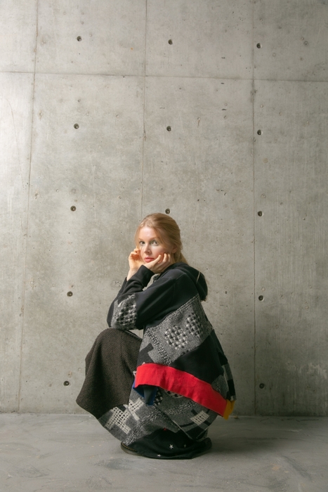 ジャガードミックスパーカー