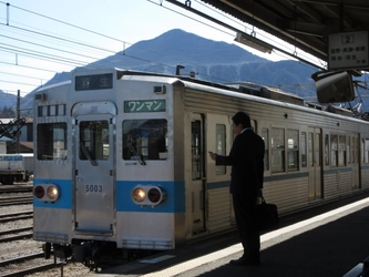 「秩父鉄道　定期券購入キャンペーン」を3/18～3/31まで開催 　期間中に継続利用の方にクオカードをプレゼント！
