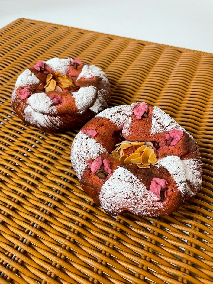 ベーグリアン【桜のクロワッサンベーグルオザマンド】