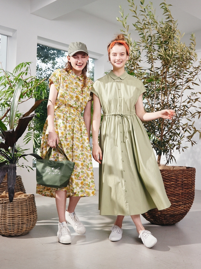 トゥービー バイ アニエスべー 「la couleur etc....」