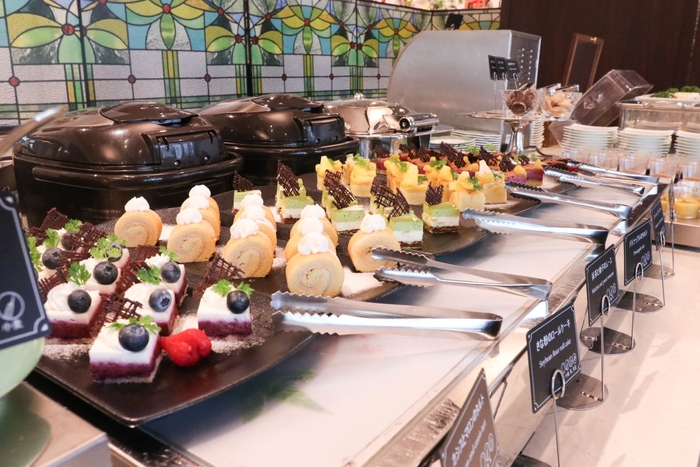 パティシエ特製のデザートも!