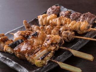 鳥せい(焼き鳥・とり料理・日本酒)
