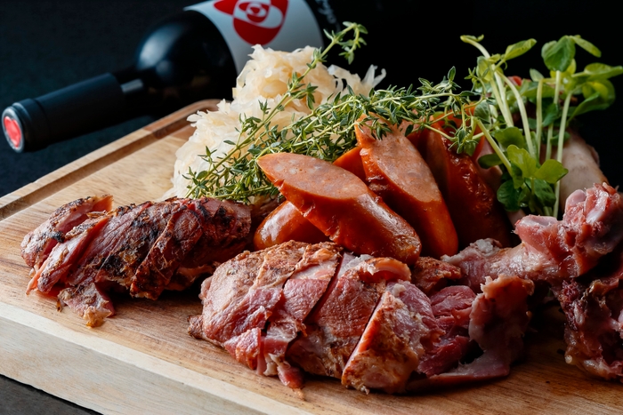 【Lunch & Dinner】アイスバイン&チョリソー