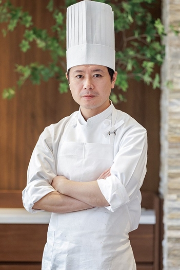 ペストリー・シェフ 澤田 康秀 (さわだ やすひで)