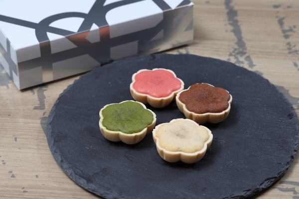 「洛甘もなんしぇ」＜プレーン＞、＜ショコラ＞、＜抹茶＞、＜木苺＞