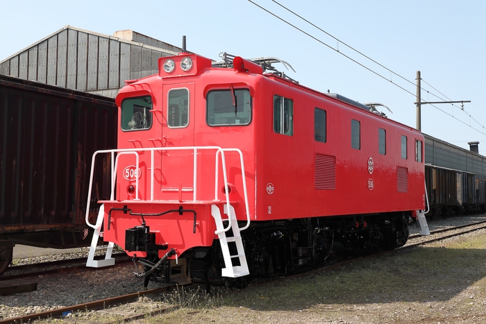 電気機関車　イメージ