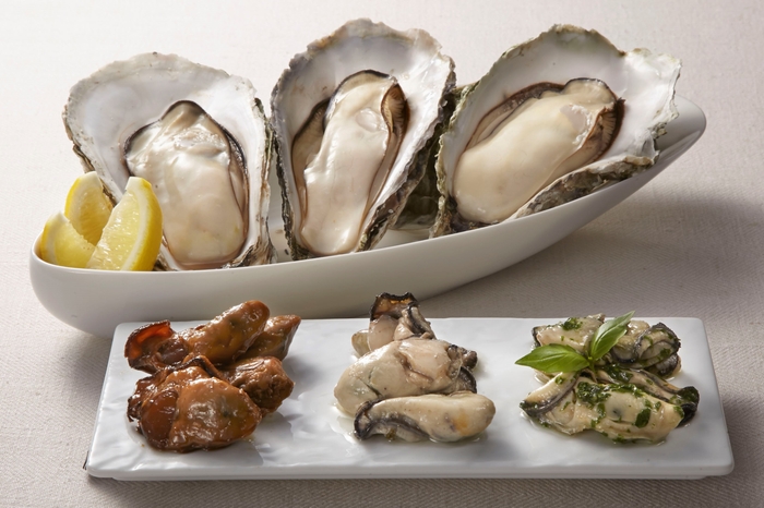 イートインイメージ 蒸し牡蠣と冷製3点盛り