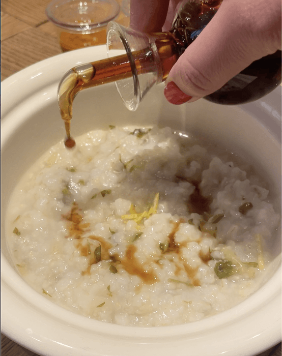シンプルな昆布だし七草のお粥