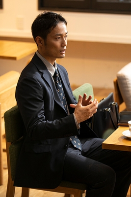 ［保険会社］