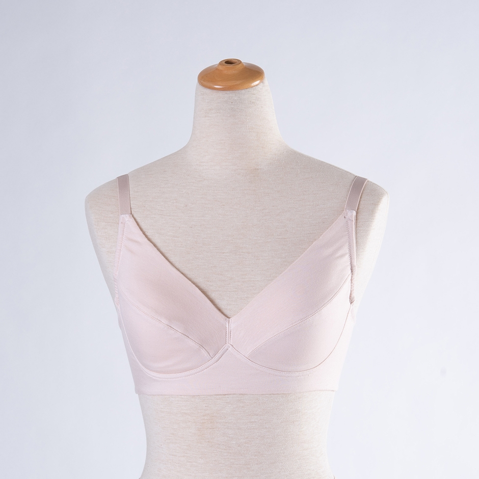 スキンベージュ