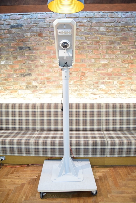 AIマキビシカメラ&アルカス防犯・街路灯