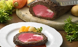 (4)ローストビーフ風 木苺のロールケーキ