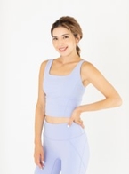 ヨガインストラクター 来夏