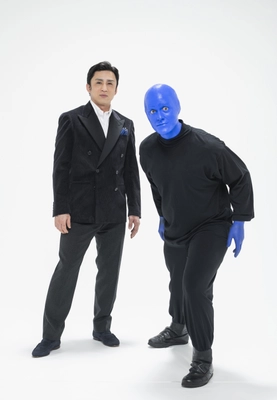 十代目松本幸四郎と、ブルーマングループパフォーマーが対談！ 日本の伝統芸能×世界的エンターテインメントの“歌舞伎者”が語る