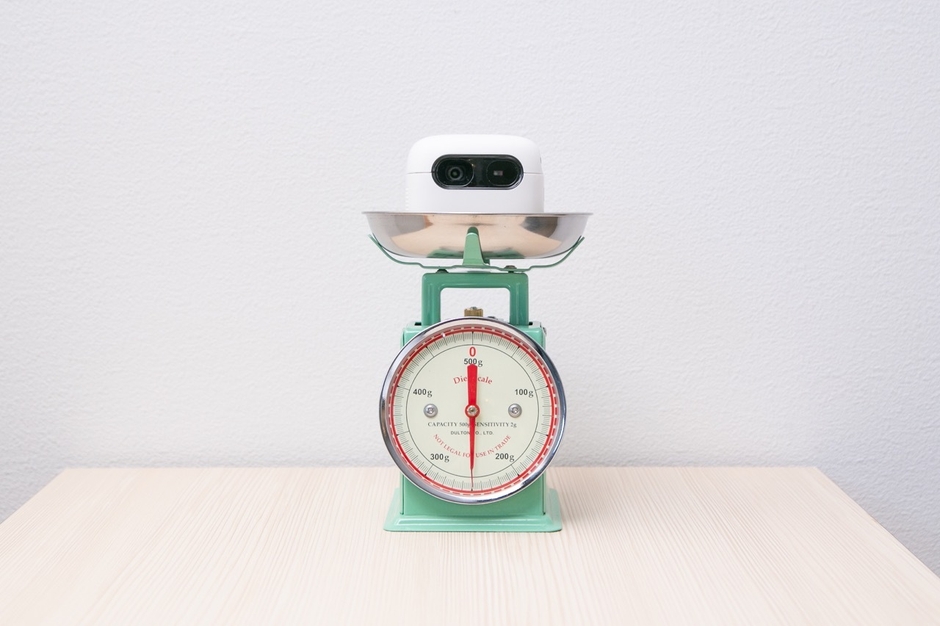 わずか250gの本体