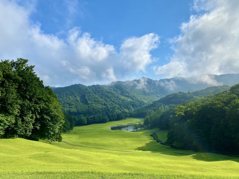 アウト一番ホール