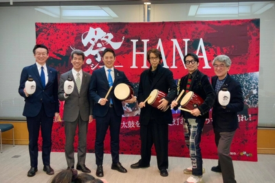 秋田県知事を迎えて記者発表