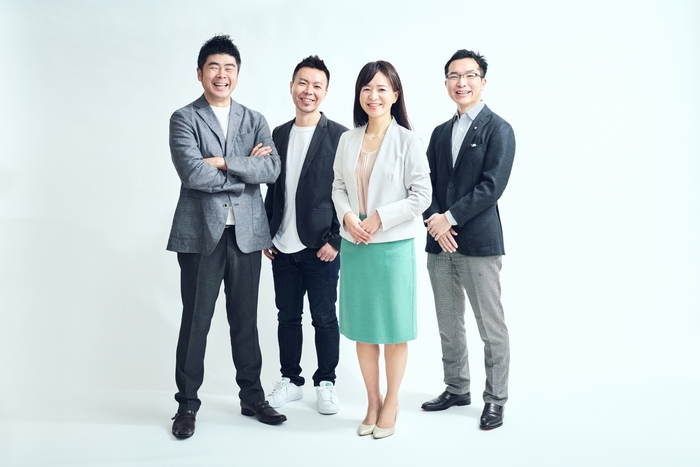 左から:COO 伊田 和哉、 CTO 吉野 哲仁、CEO 加藤 史子、 CFO 大内 昭典