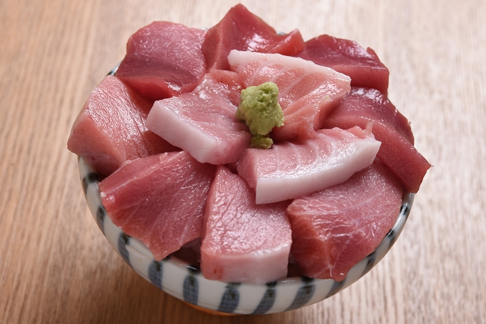 本まぐろトロ丼