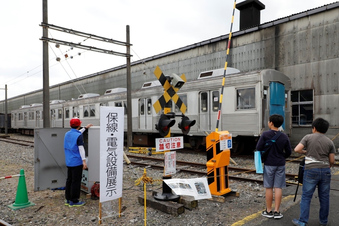 保線・電気設備展示イメージ