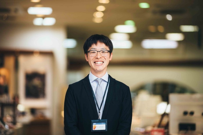 「愛の眼の人」 山崎店長(1)