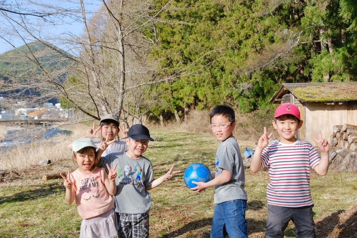 制約のない環境でボール遊び