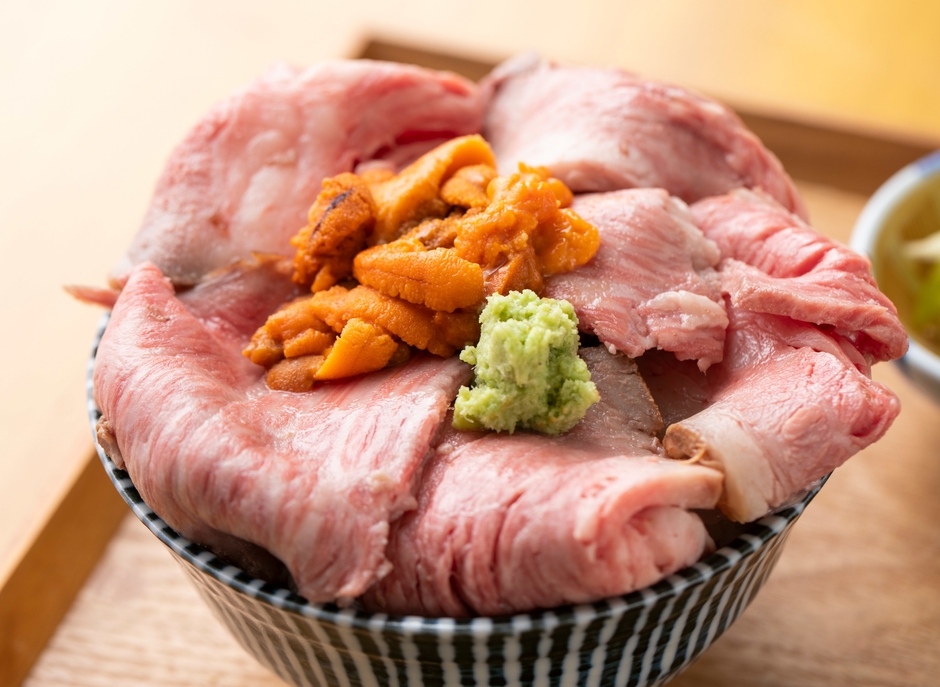 相州牛 ウニとろ牛めし(3,480円)
