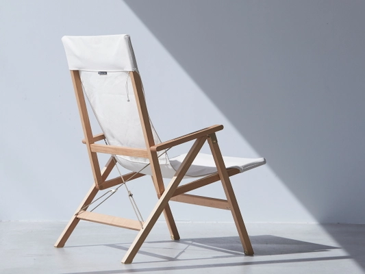 職人の手仕事が光る、からだにやさしい座り心地の 国産アウトドアチェア「RLT Chair」を予約販売開始！